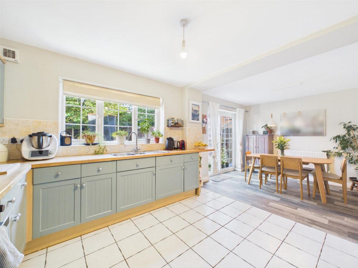 Loake Court, Melbourne, DE73 8HB
