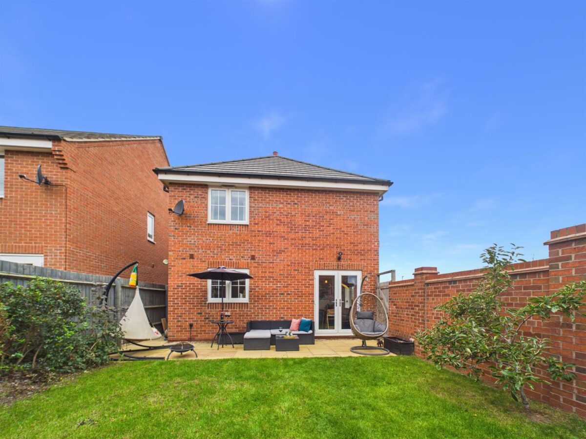 Ayrton Drive, Castle Donington, DE74 2BE
